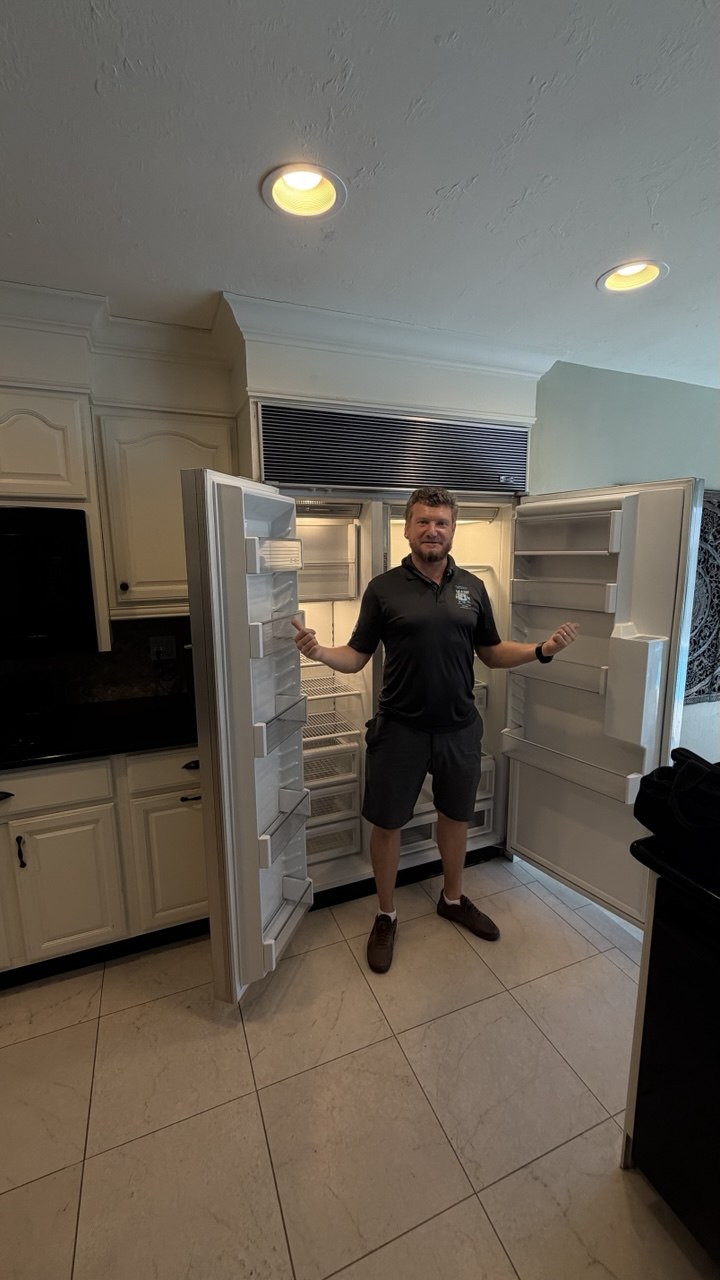 Sub-Zero refrigerator repair in a Naples home