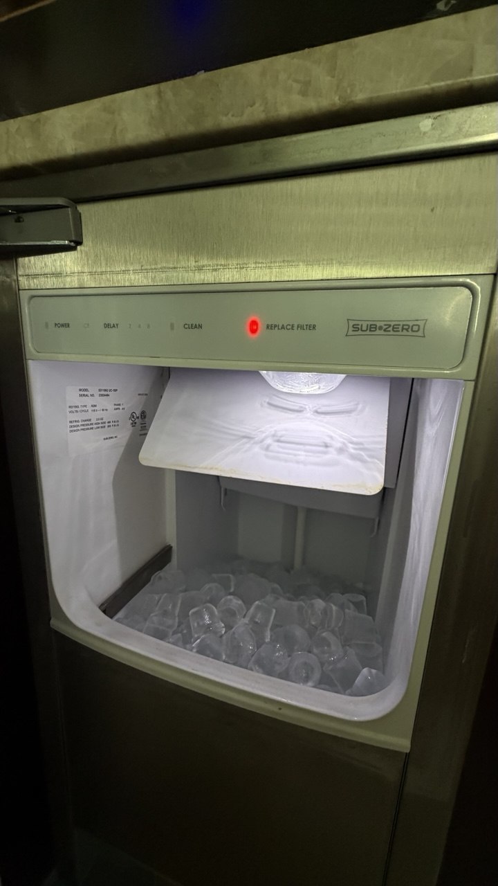 Sub-Zero refrigerator repair in a Naples home