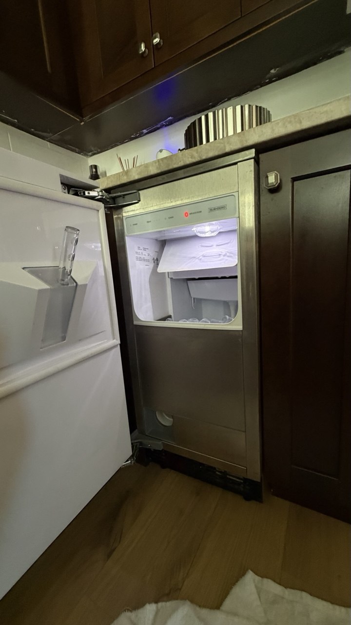 Sub-Zero refrigerator repair in a Naples home