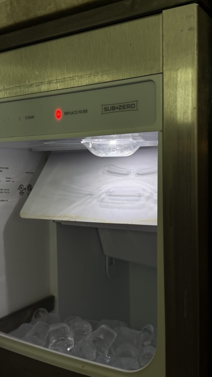 Sub-Zero refrigerator repair in a Naples home