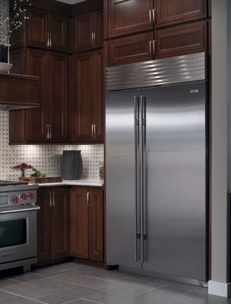 Sub-Zero refrigerator repair in a Naples home