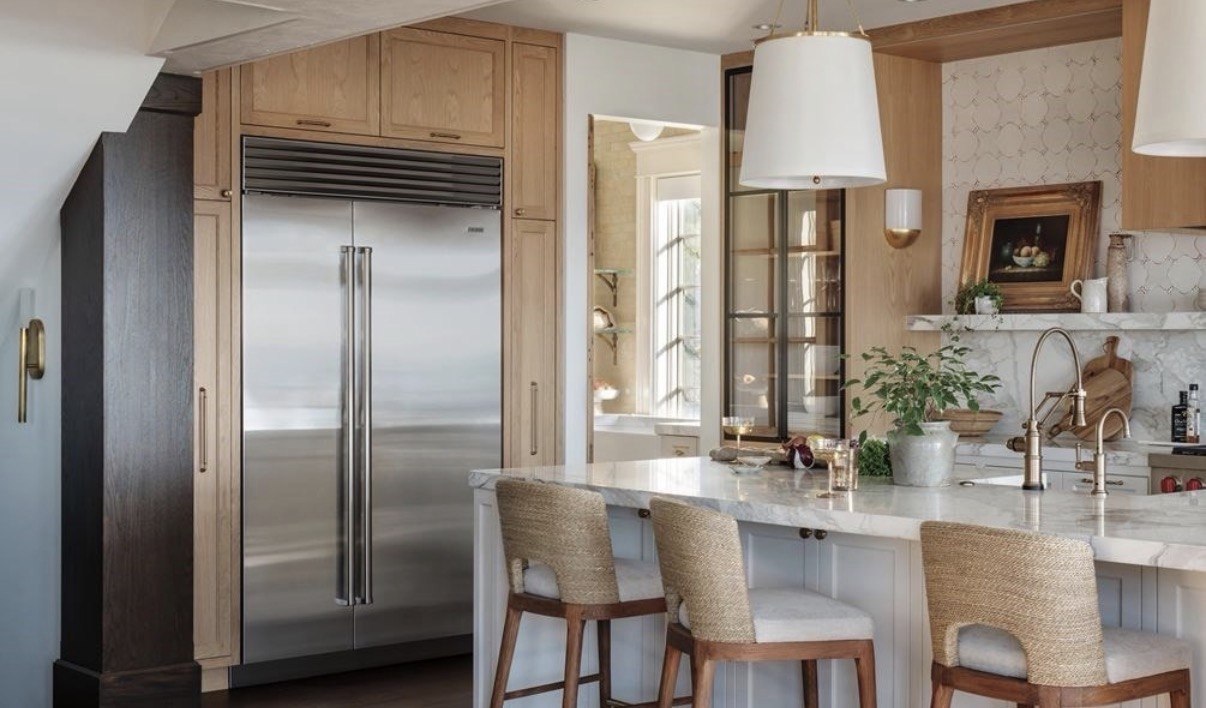 Sub-Zero refrigerator repair in a Naples home